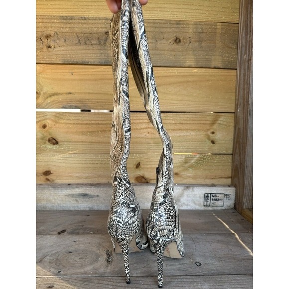 Vince Camuto Fendels Knee High Boots Size 5 Beautiful Snake Print High Heels - Picture 5 of 13